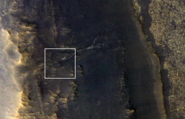 NASA нашло потерянный марсоход и показало его фото: связи нет
