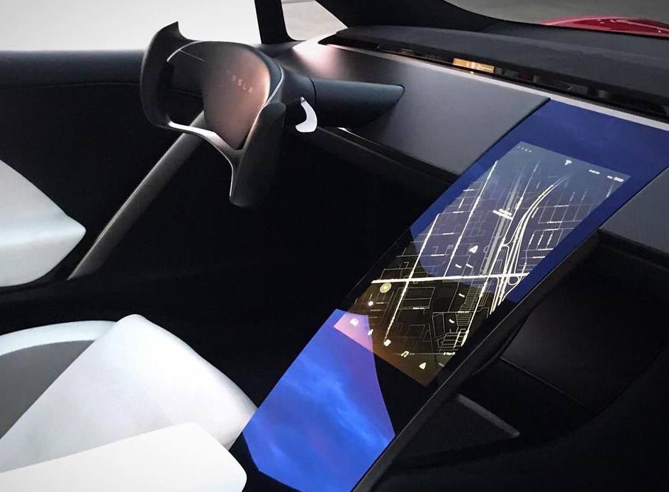 В сети появились фото Tesla Roadster второго поколения