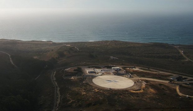 null Новые горизонты SpaceX: ступень вернули к месту старта – видео