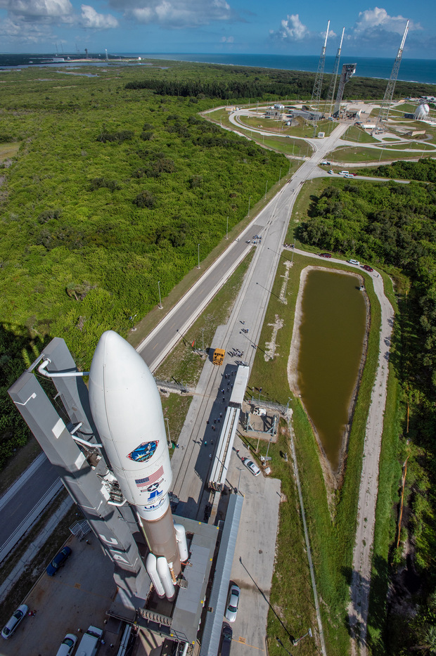 null Пентагон запустил спутник на тяжелой ракете Atlas V: видео