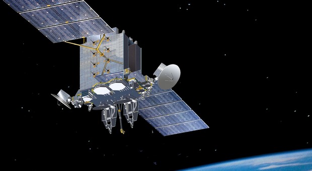 null Пентагон запустил спутник на тяжелой ракете Atlas V: видео