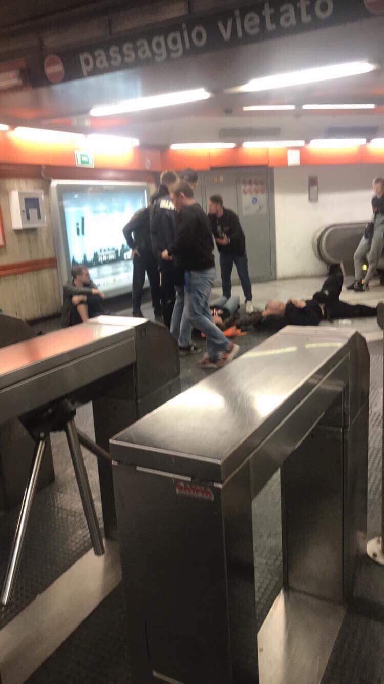 В Риме фанаты из России обрушили эскалатор в метро: видео, фото