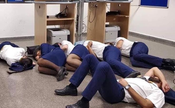 null Лоукостер Ryanair уволил сотрудников из-за фото в соцсети - СМИ