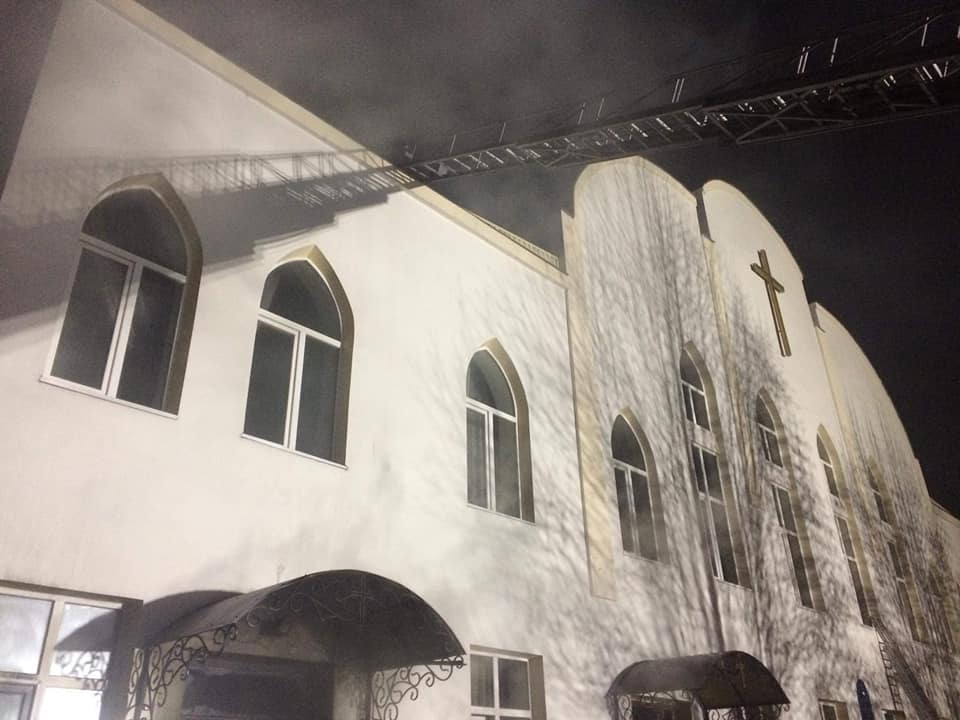 Фото: facebook/ilianadsns В Николаеве горела церковь - фото, видео