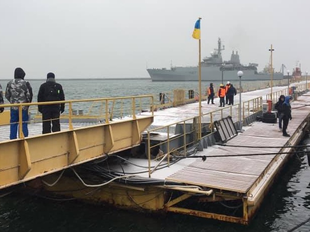 null Корабль-разведчик ВМС Великобритании уже в Одессе: фото