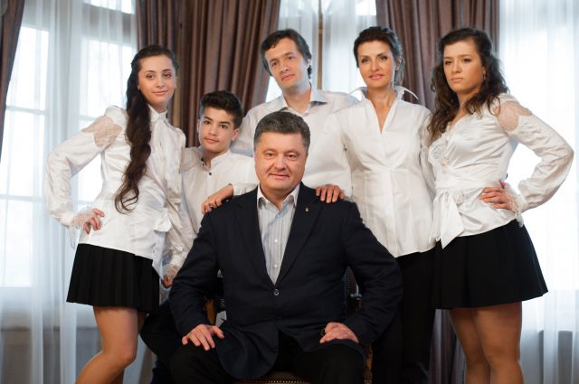 Диета Тимошенко, утка от Мостовой. Как и где политики встретят НГ