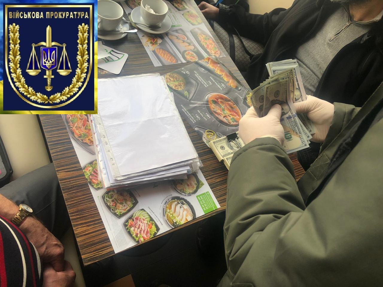 В Киеве задержали посредников с взяткой для Минобороны в $30 000