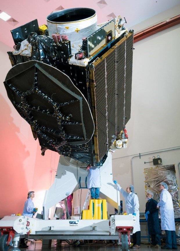 null SpaceX запускает на Луну космический аппарат Израиля: трансляция