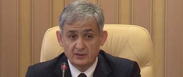 null Кто стоит за марионетками оккупированного Донбасса: видео и фото