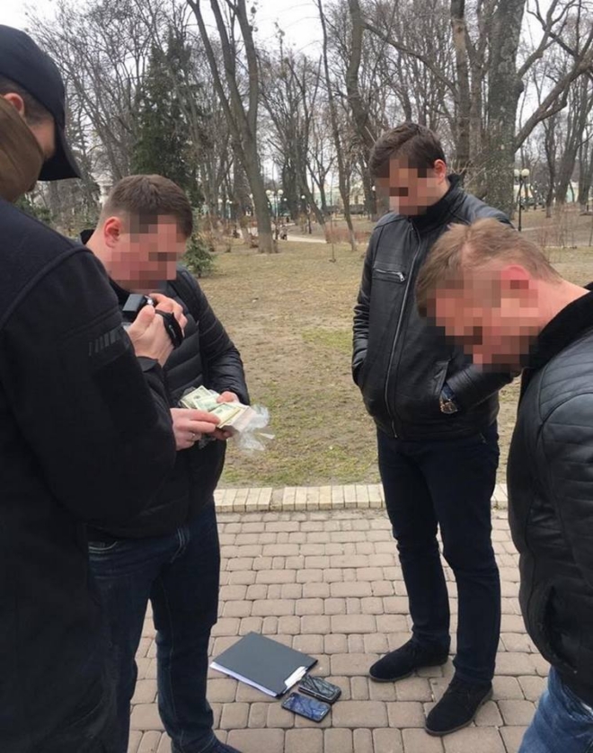 СБУ задержала на взятке советника руководства МВД: фото