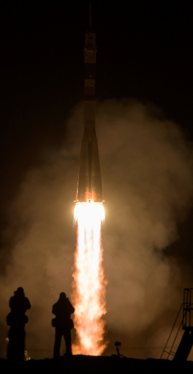 В космос на Союзе летит новая экспедиция из 3 человек: трансляция