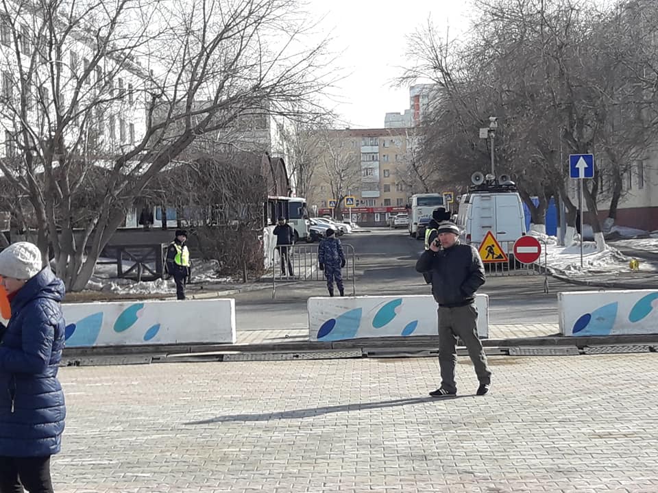 null В Астане протестуют против переименования в Нурсултан: видео
