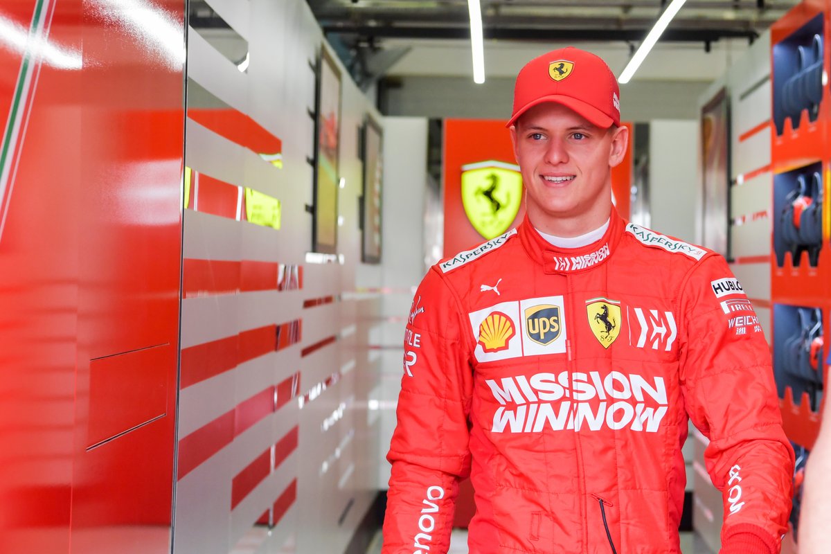 Формула-1: Мик Шумахер начал первые тесты с Ferrari: видео