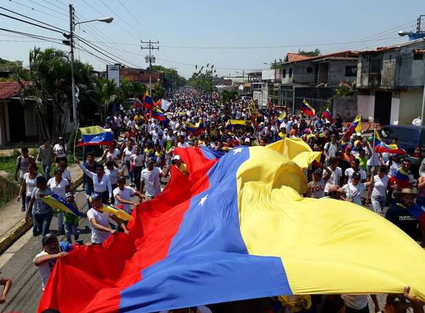 На протестах в Венесуэле убиты люди, США угрожают Мадуро силой