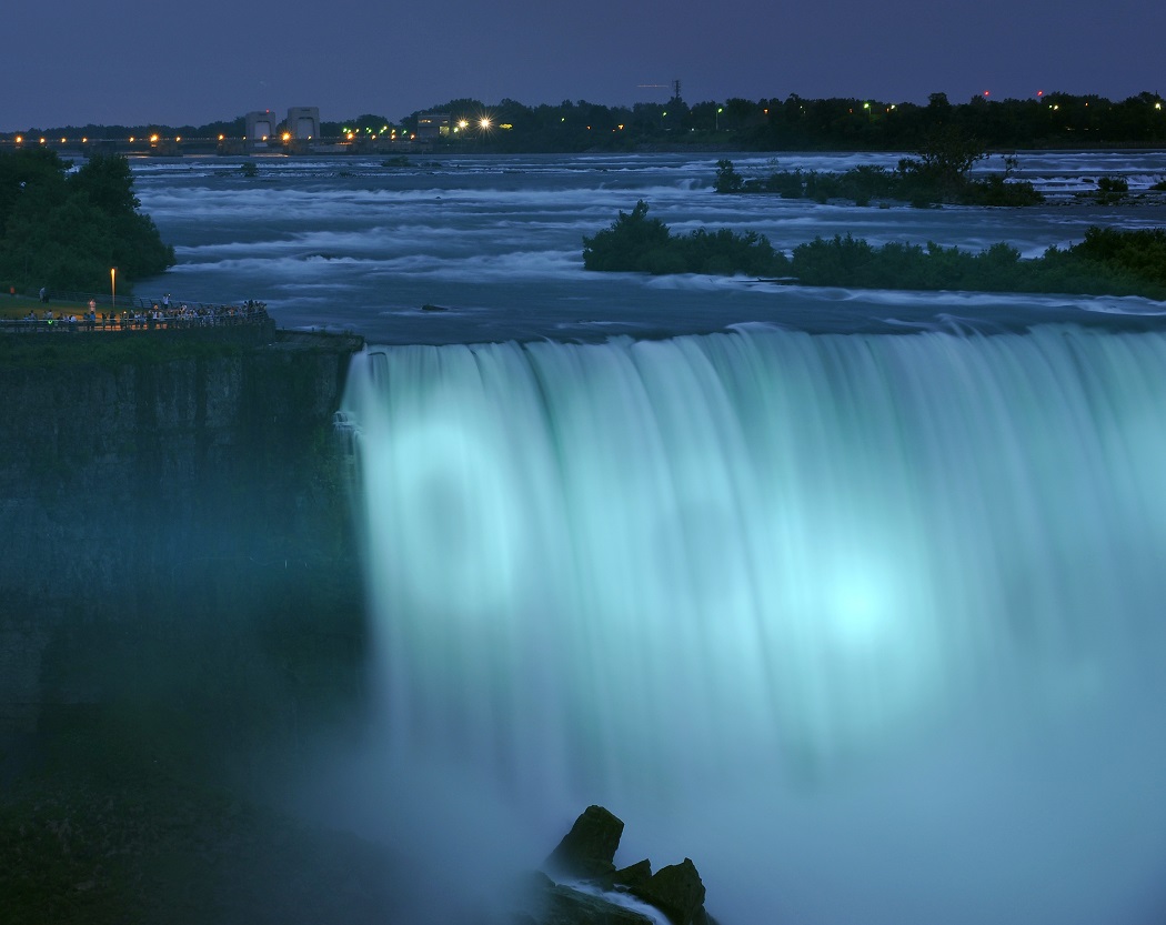 Ниагарский водопад ( фото - EPA)