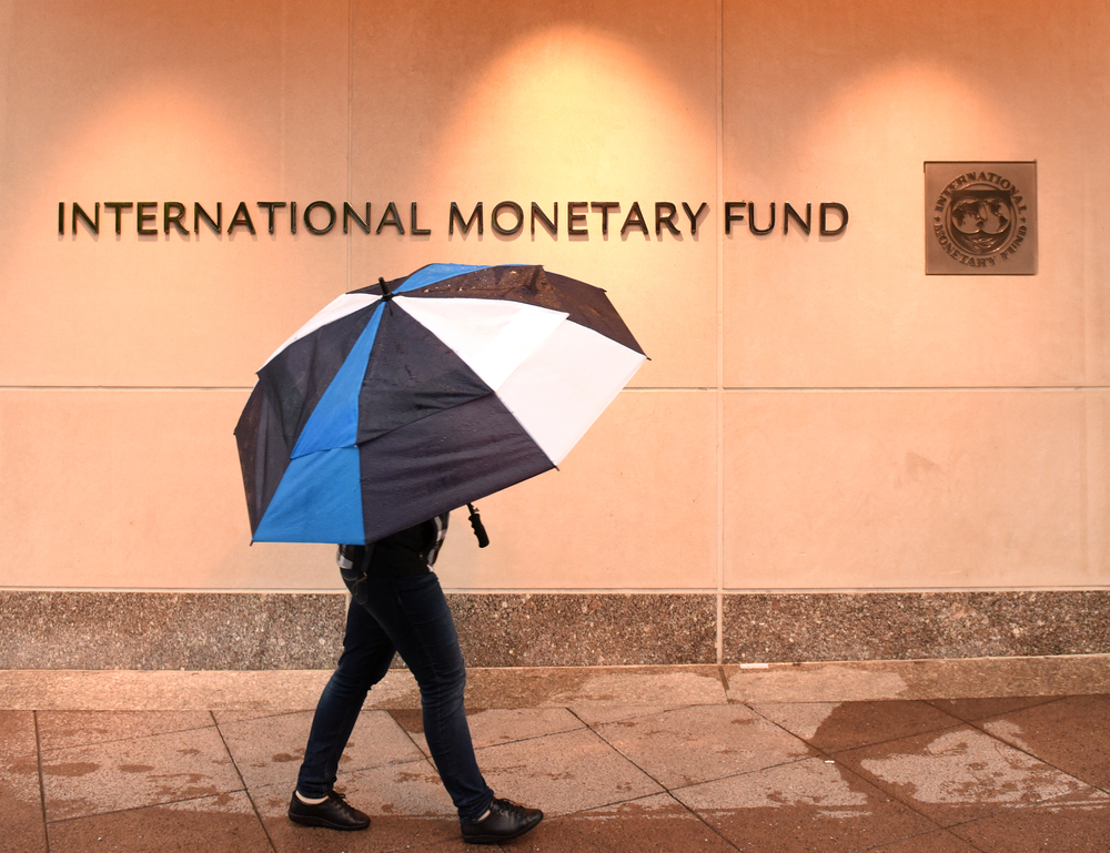Debts, taxes, and corruption – is IMF memorandum with Ukraine that good? - Photo