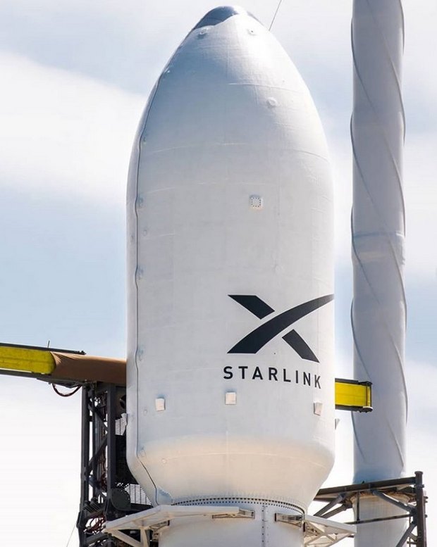 null SpaceX установили рекорд, запустив интернет-рой Starlink - видео