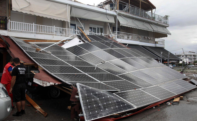 Последствия шторма в Греции, унесшего шесть жизней,  в 10 фото