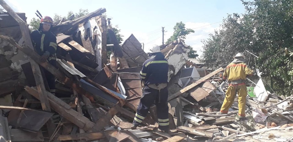 null В Киевской области в частном доме произошел взрыв: фото