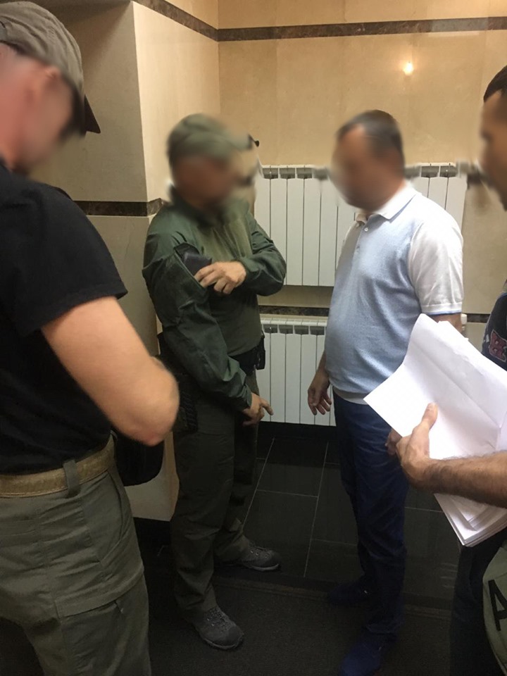 Дело о сигаретах. Задержан экс-замглавы НП Одесской области: фото