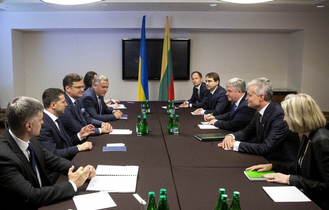Зеленский встретился с президентом Литвы: что обсуждали - фото