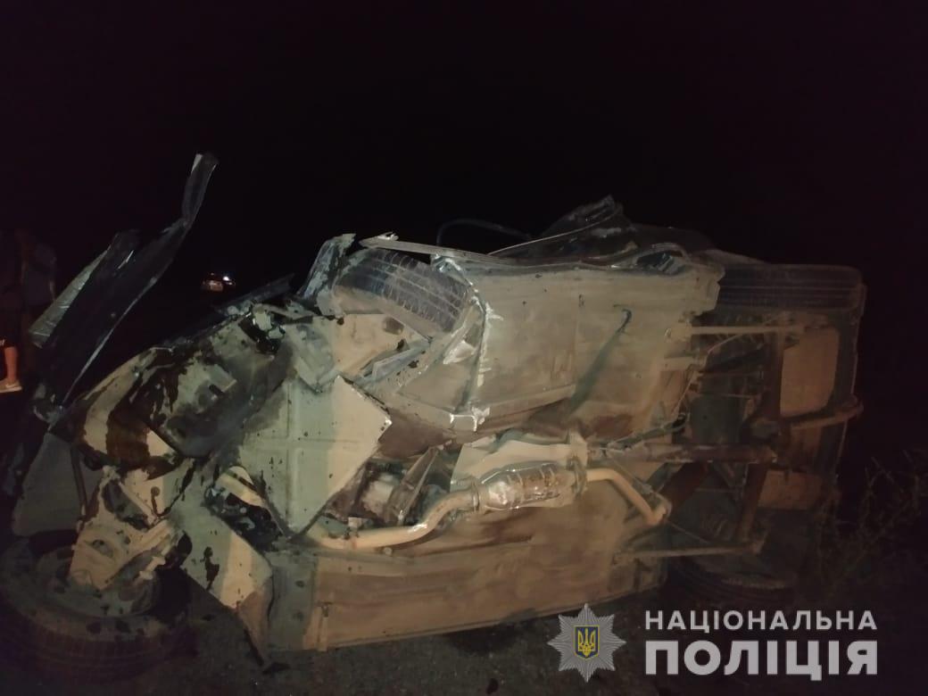 В Запорожской области в ДТП погибли четыре человека: фото