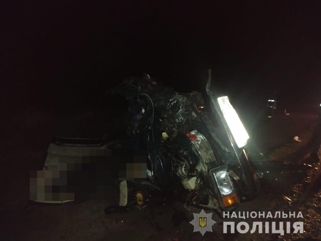 В Запорожской области в ДТП погибли четыре человека: фото