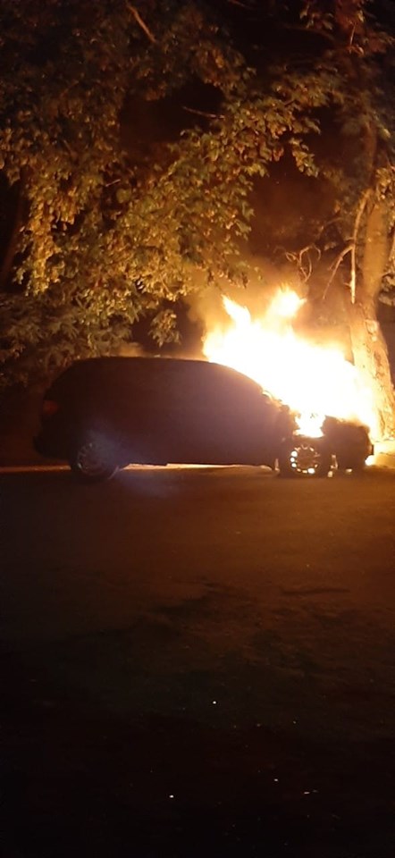 В Черкассах сожгли авто секретаря горсовета - фото