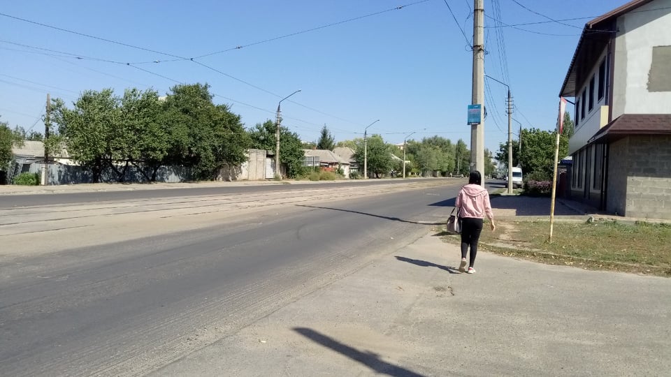 На улицах Луганска стало меньше военной техники боевиков: фото