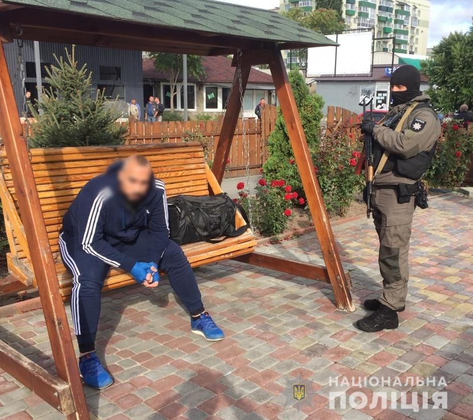 Полиция задержала главаря и членов крупной ОПГ: фото и видео
