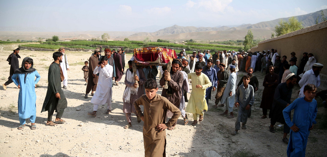 Удар дрона США убил 30 работников фермы в Афганистане - Reuters