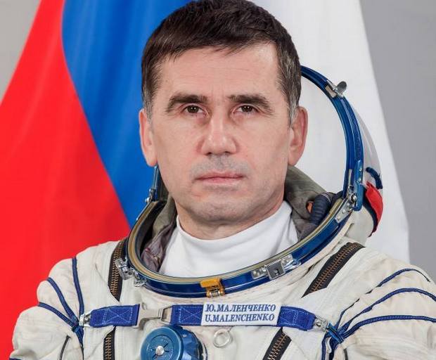 null Космонавту РФ не дали должность из-за жены-американки - росСМИ
