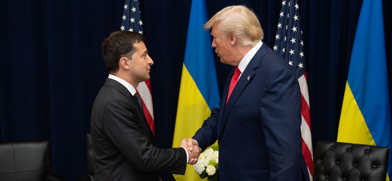 Бизнес-неделя: добрый Трамп, богатый Ахметов, безлим на покупку валюты и крупнейшая ВЭС