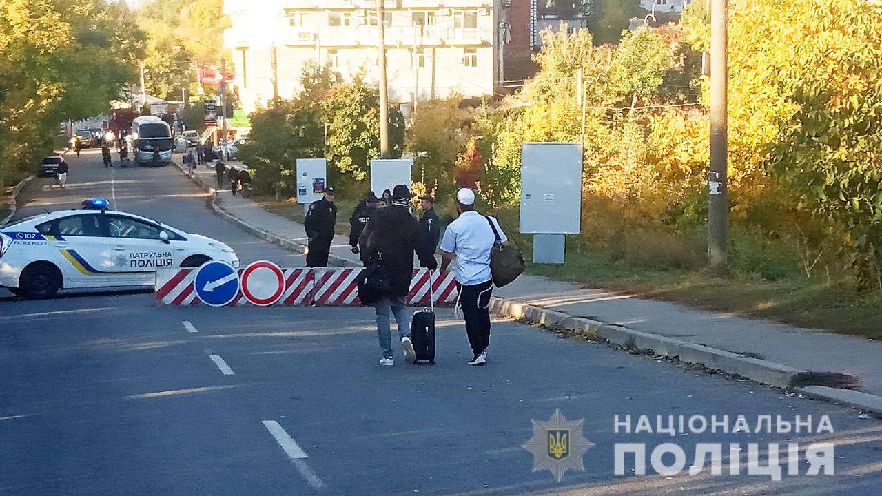 Паломники-хасиды организованно покидают Умань - Нацполиция
