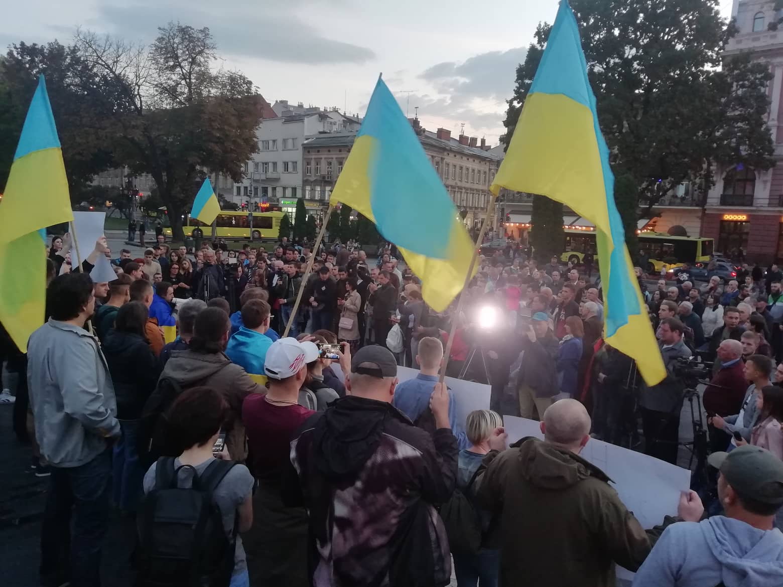 Акции против формулы Штайнмайера прошли еще в семи городах: фото