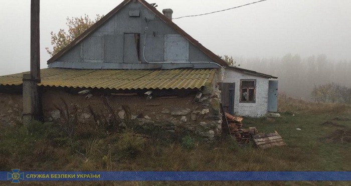 Фото 3 - пресс-служба СБУ СБУ взяла черных риелторов: пытками отбирали у людей жилье - фото