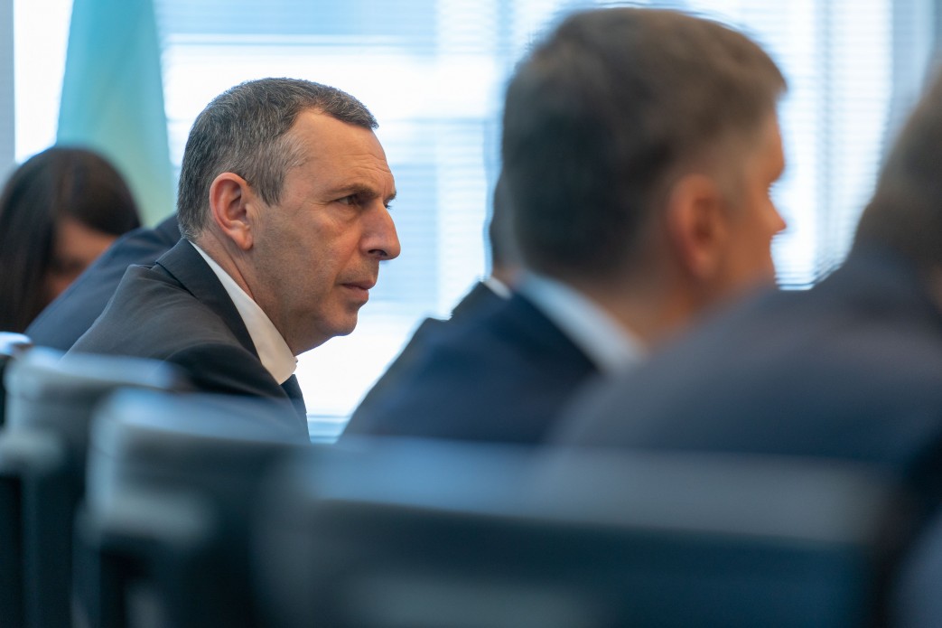Замах на Шефіра, жовта зона карантину в Україні та перемога Усика: новини тижня
