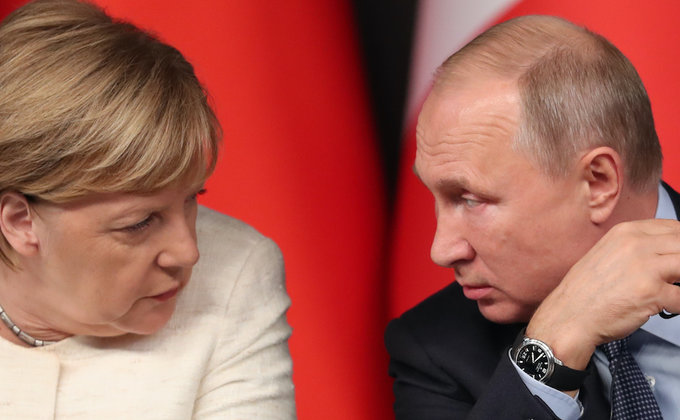 Меркель закликала серйозно ставитися до погроз Путіна, натякнула на майбутні відносини ФРН з Росією