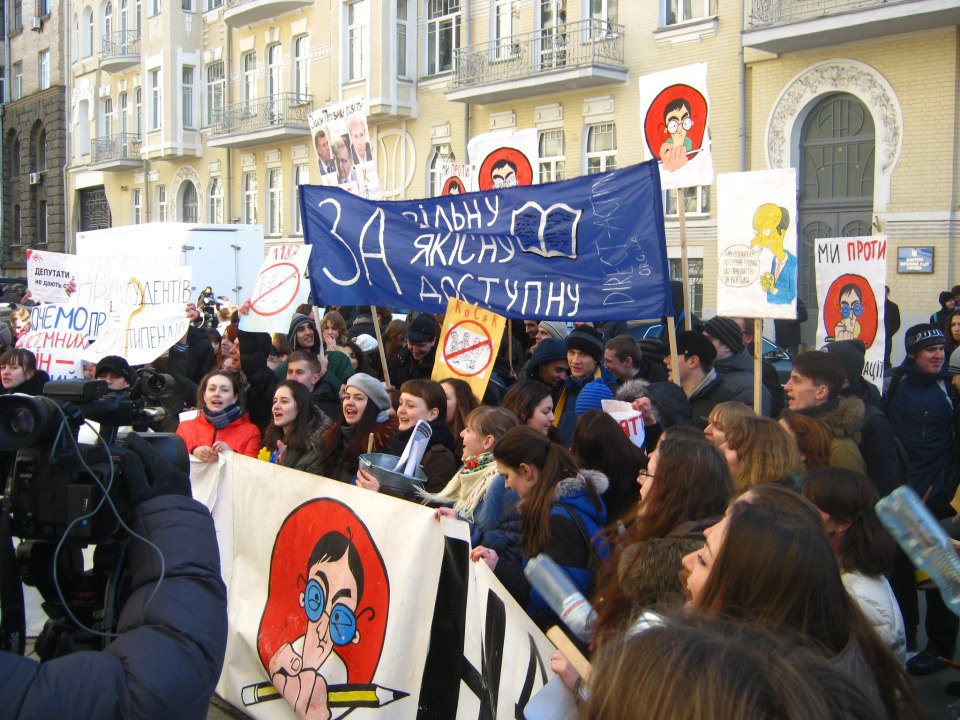 Улица против власти. Четыре примера борьбы за свои права с #ВластьЭтоМы