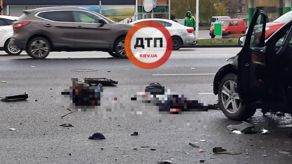В Киеве произошло смертельное ДТП: видео, фото
