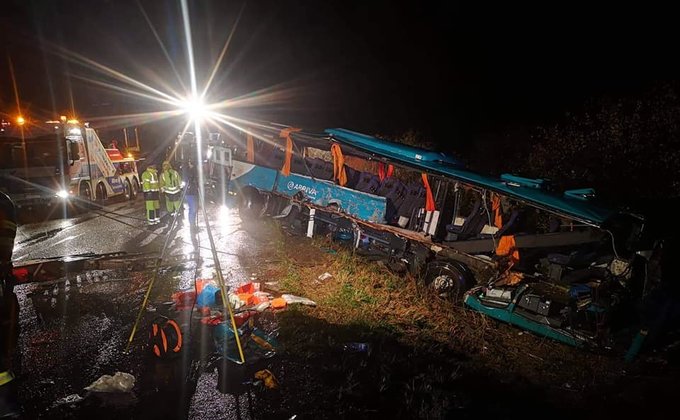 В Словакии грузовик влетел в автобус со школьниками: есть жертвы