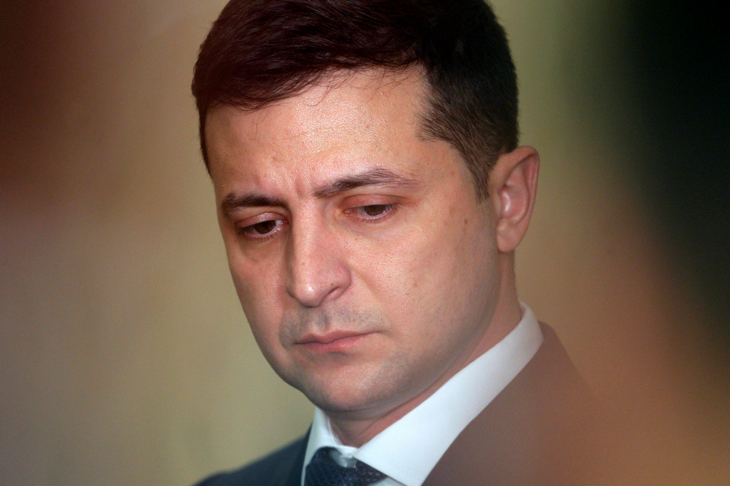 Звонок Зеленского Путину, "угрозы президенту", рост Наполеона: новости недели
