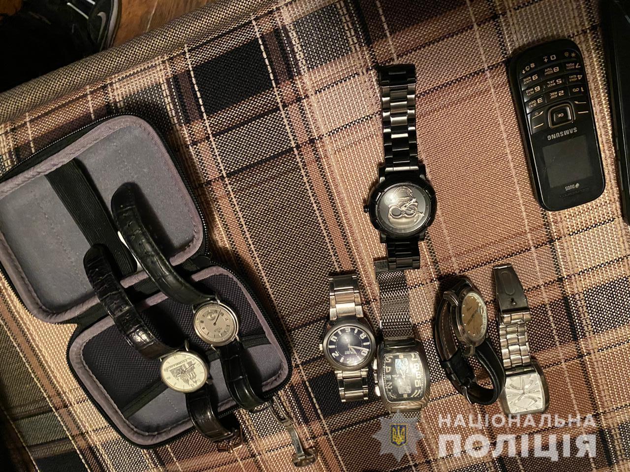 Фото 5 - пресс-служба НПУ В Днепре спецназ "взял" ОПГ: занимались разбоем - фото