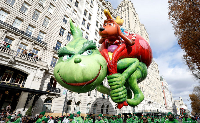 Над улицами Нью-Йорка летали герои культовых мультфильмов: фото