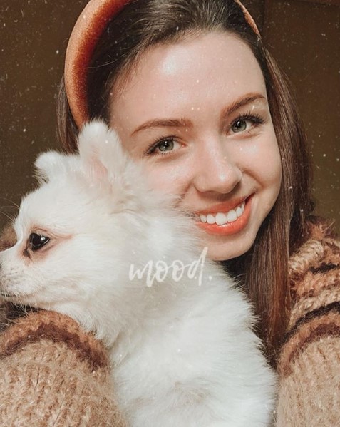 Украинка отказалась покидать Ухань без своей собаки: фото