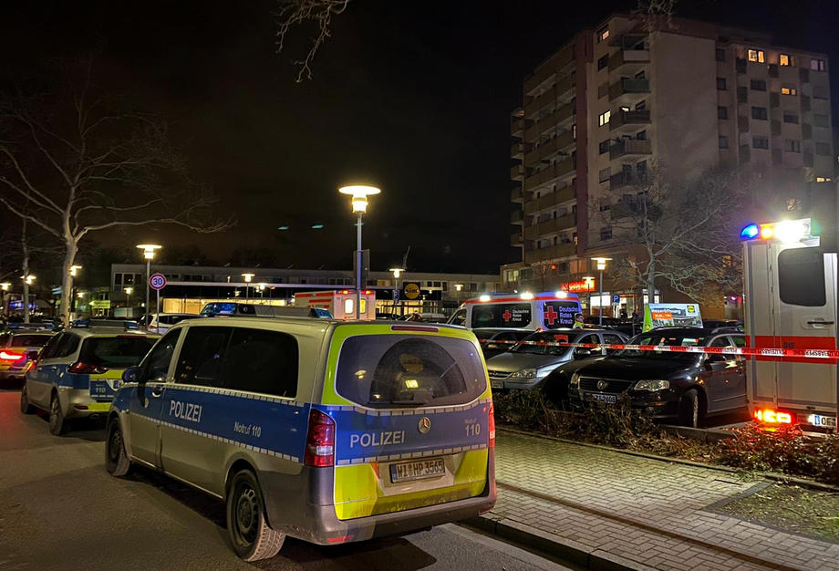 В Германии расстреляли две кальянные: есть погибшие - видео