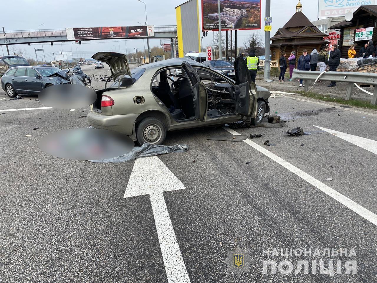 ДТП на Обуховской трассе ДТП на Обуховской трассе: фото