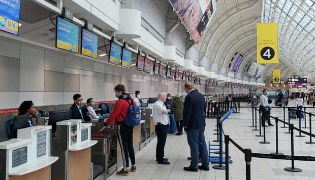 Из США и Канады домой без проверки перед посадкой летят 628 украинцев – фото