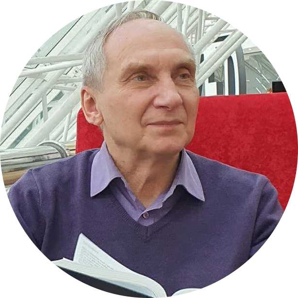Фанатизм, деньги и теории заговора. Почему Лавра стала эпицентром COVID-19