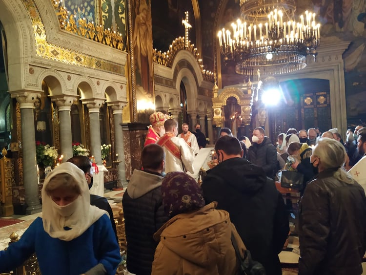 На краю ночи. Как Киев праздновал Пасху: репортаж